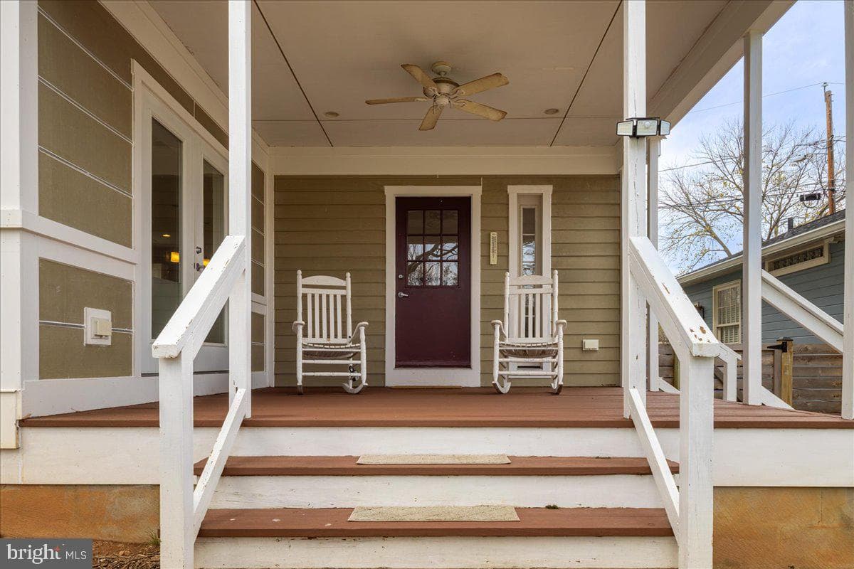 104 Pershing Avenue NW photo 4