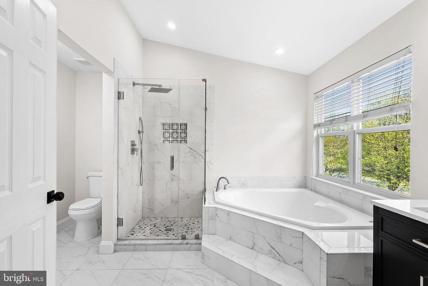 21555 Trowbridge Square photo 31