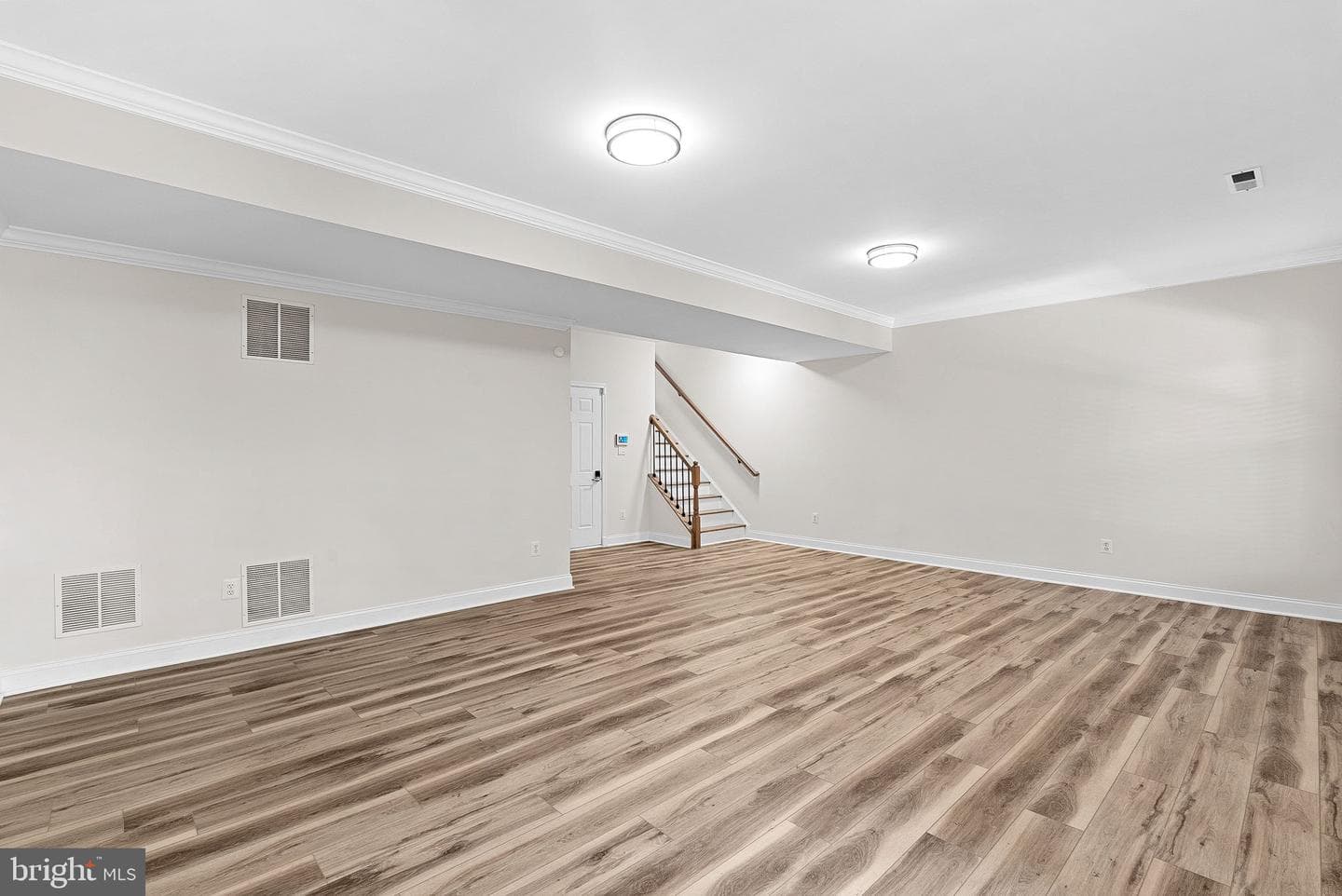 21555 Trowbridge Square photo 44