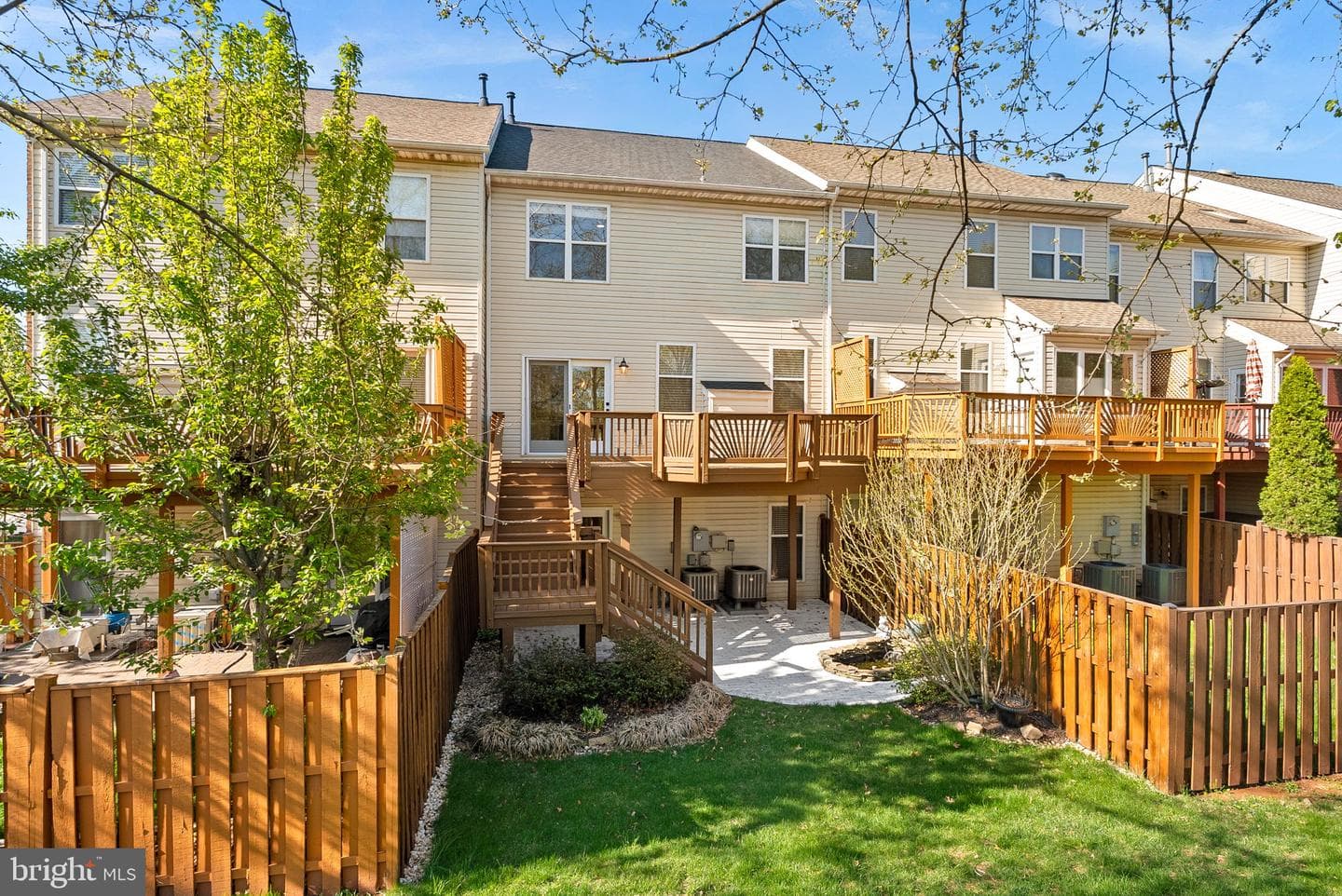 21555 Trowbridge Square photo 47