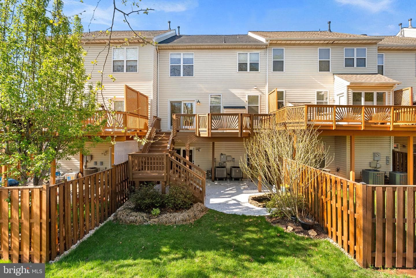 21555 Trowbridge Square photo 50