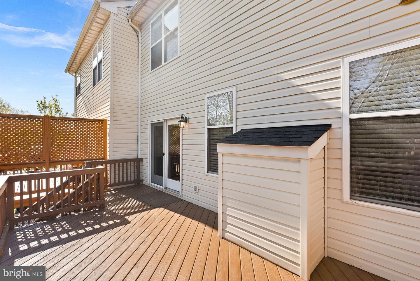 21555 Trowbridge Square photo 57
