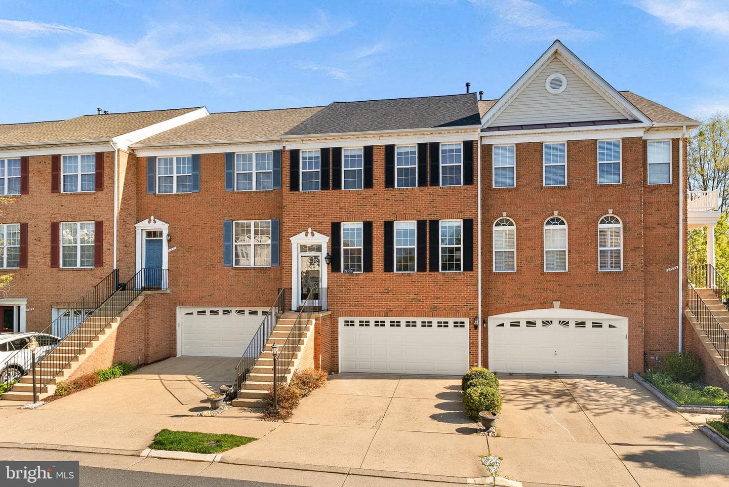 21555 Trowbridge Square photo 58