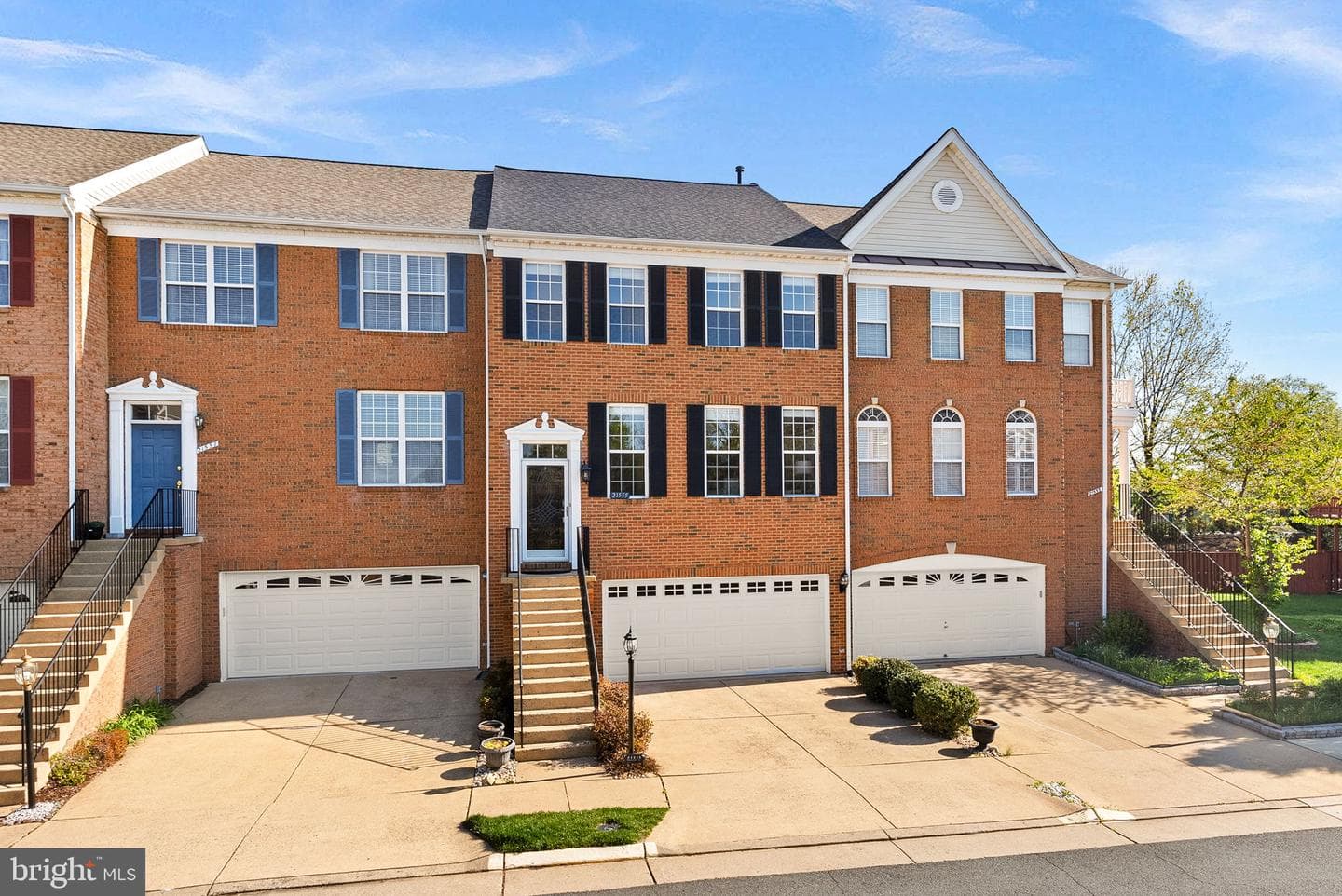 21555 Trowbridge Square photo 59