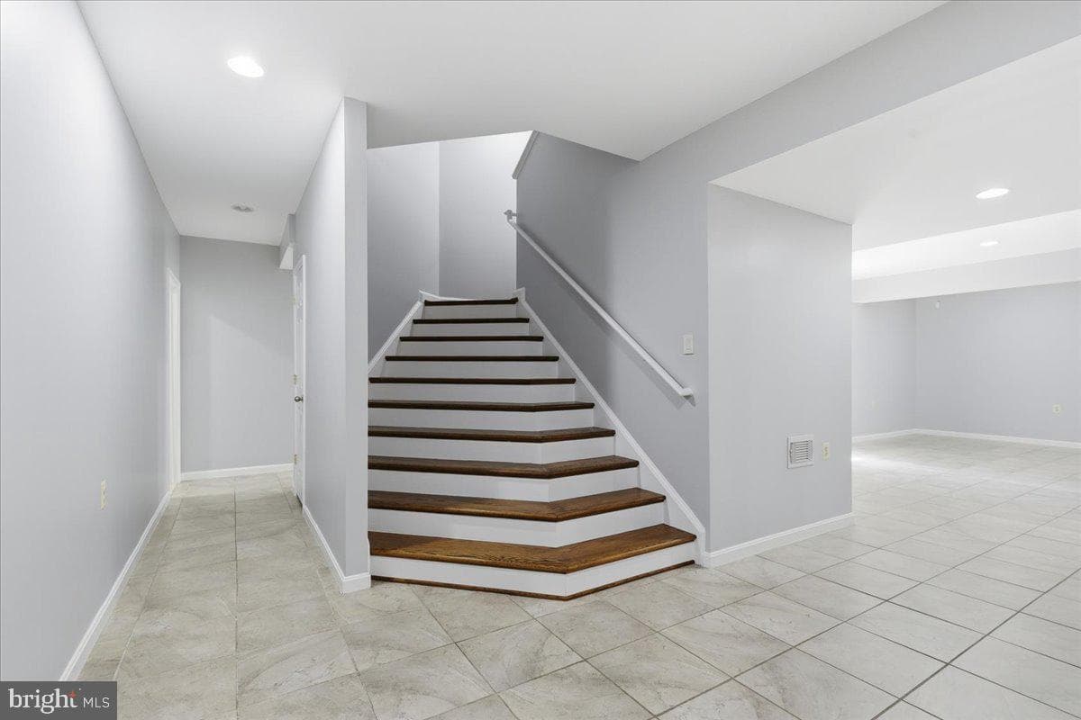 25283 Connor Court photo 47