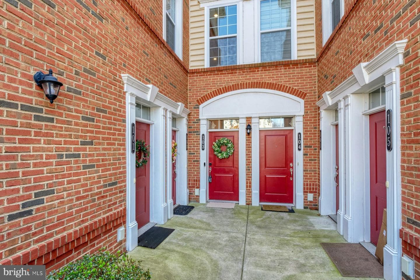 23290 Milltown Knoll Square #103 photo 3