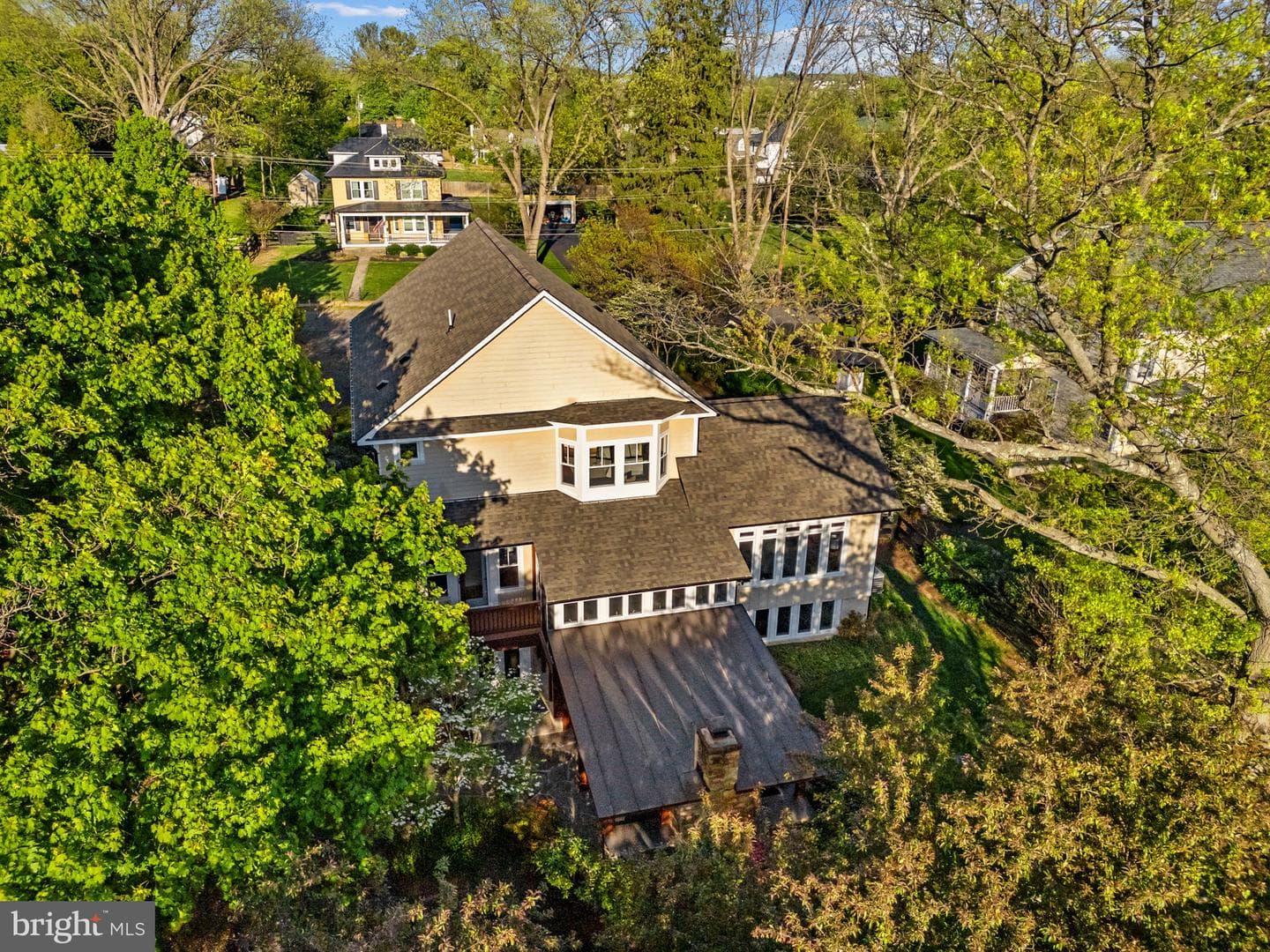 10 N Locust Street photo 70