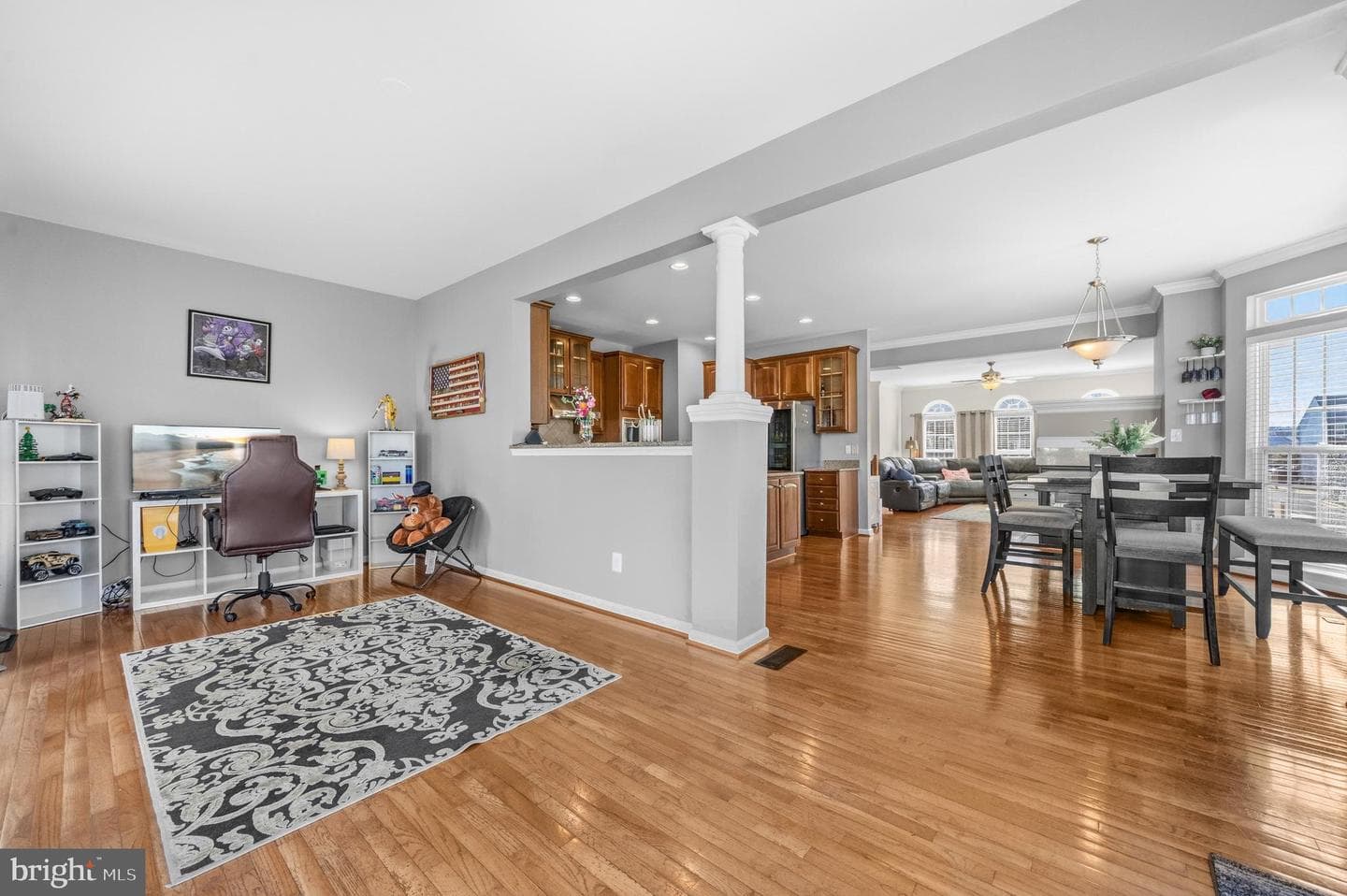 25409 Lisa Terrace photo 15