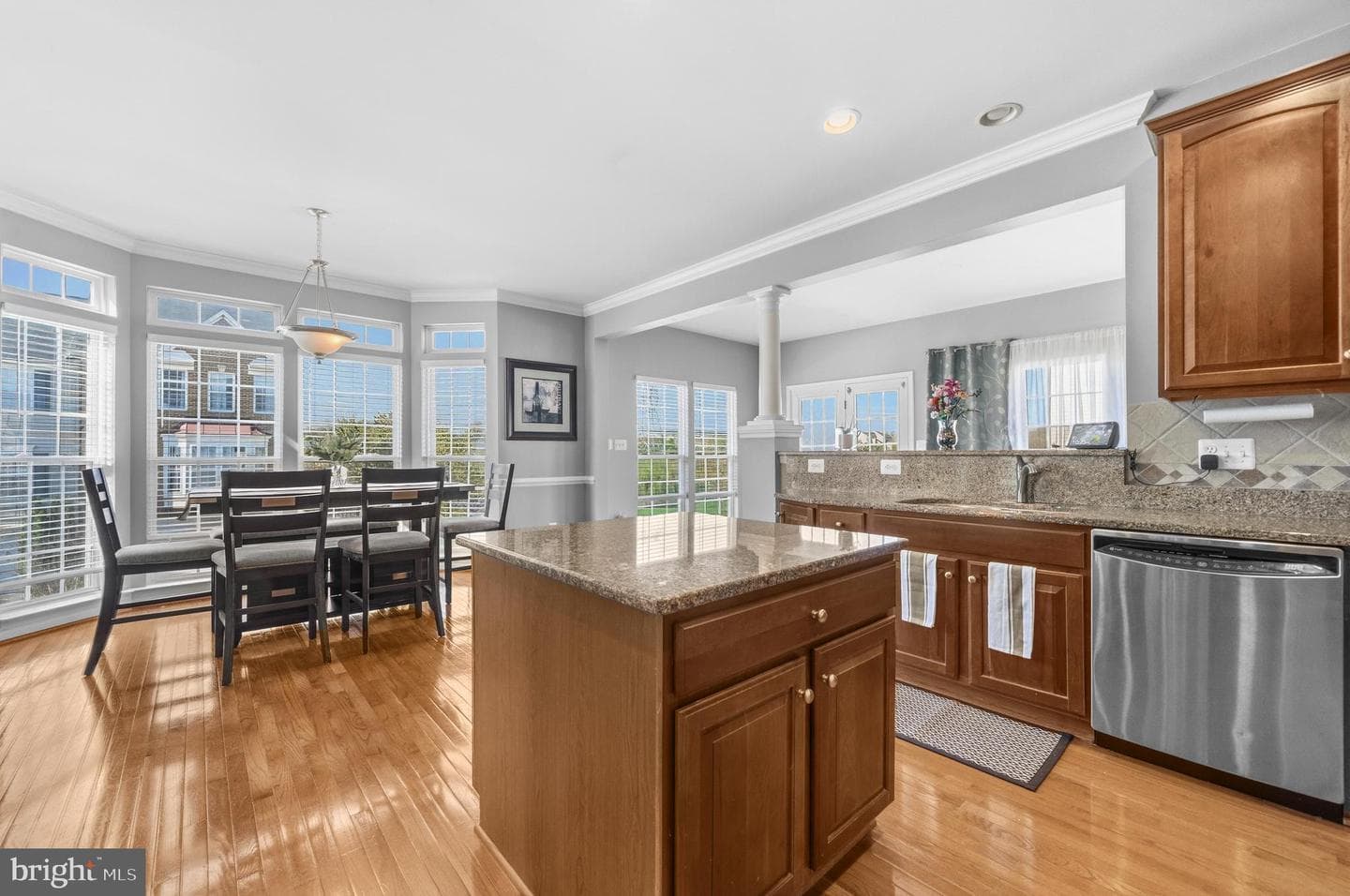 25409 Lisa Terrace photo 7