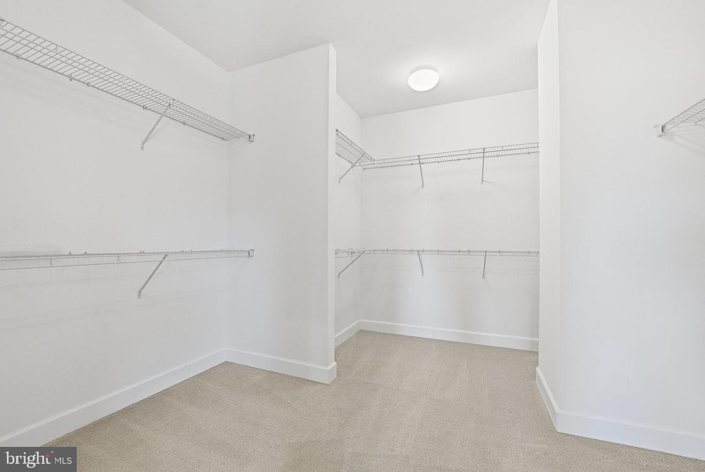 20230 Taft Terrace photo 13