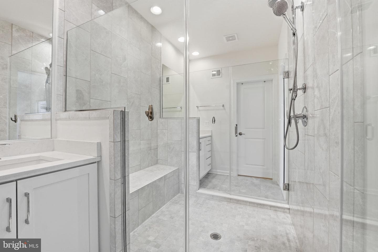 20230 Taft Terrace photo 15