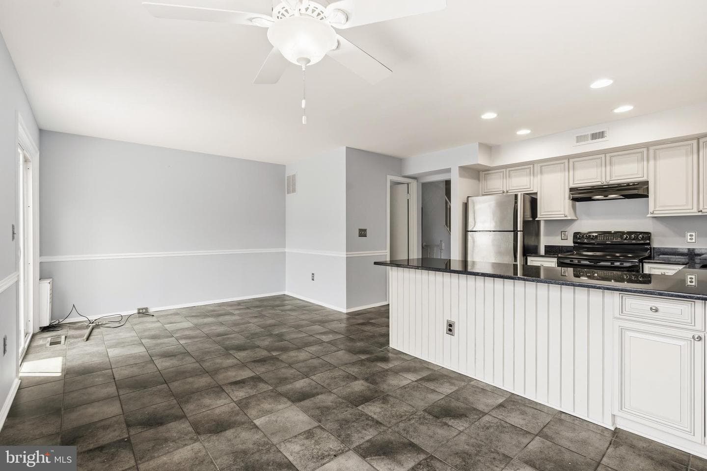 34 Millard Court photo 14