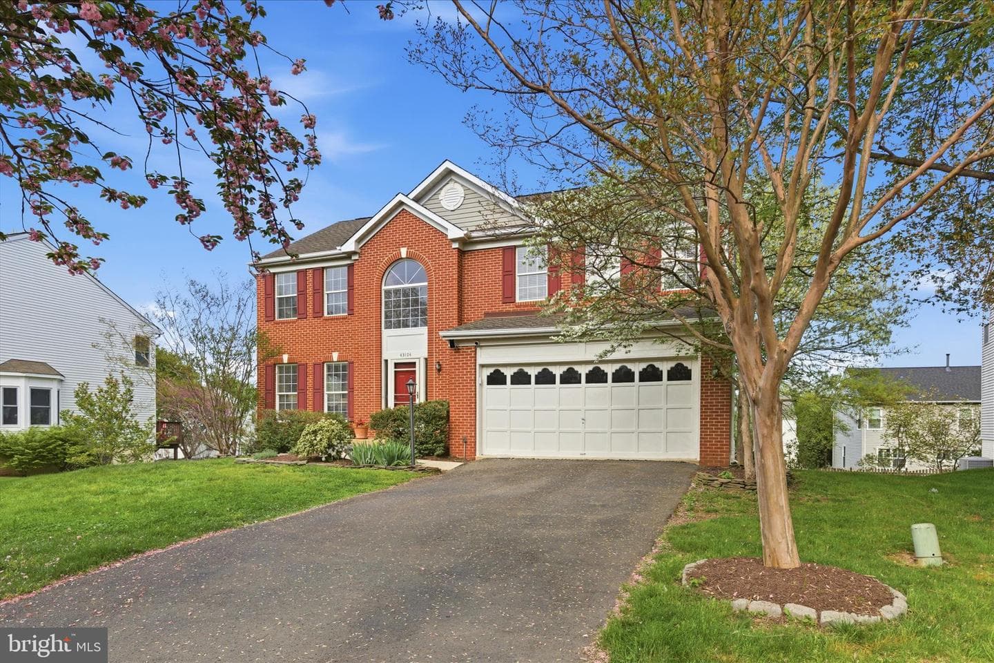 43104 Stonecottage Place photo 2