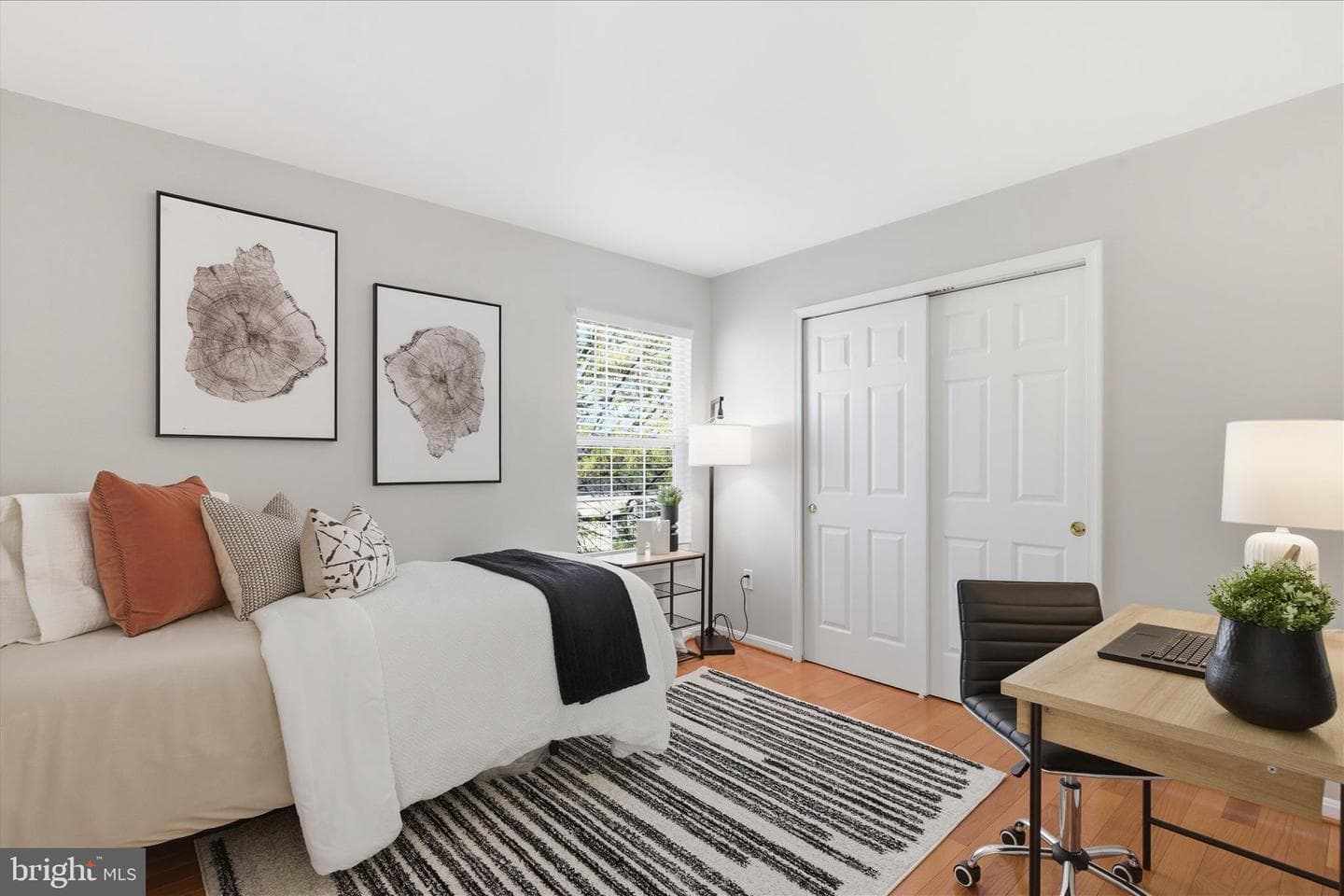 43104 Stonecottage Place photo 22