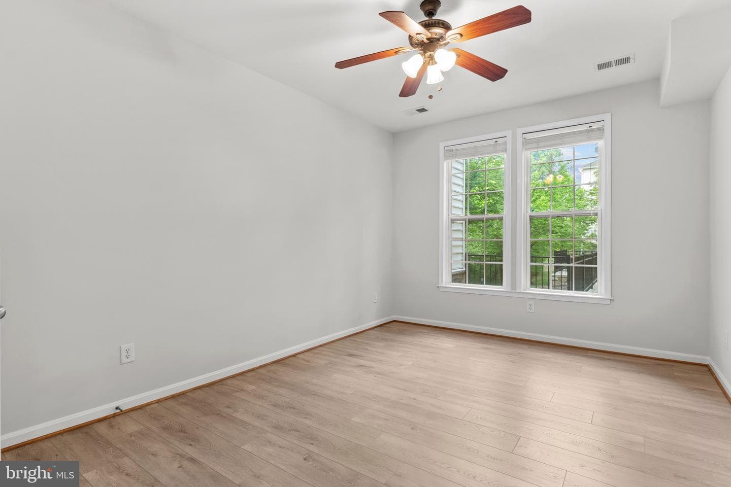 24701 Byrne Meadow Square #108 photo 6