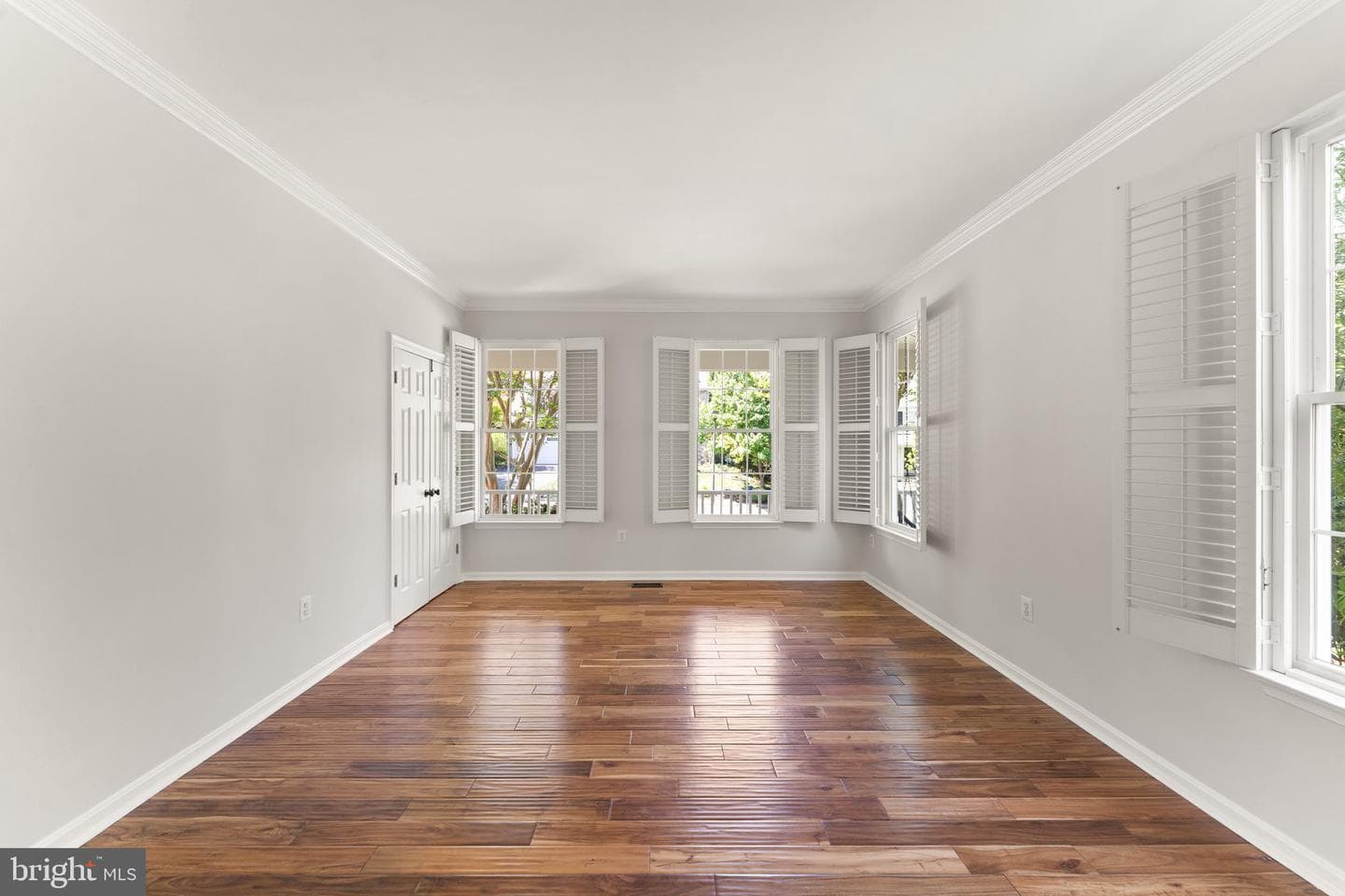 817 Kenneth Place SE photo 24