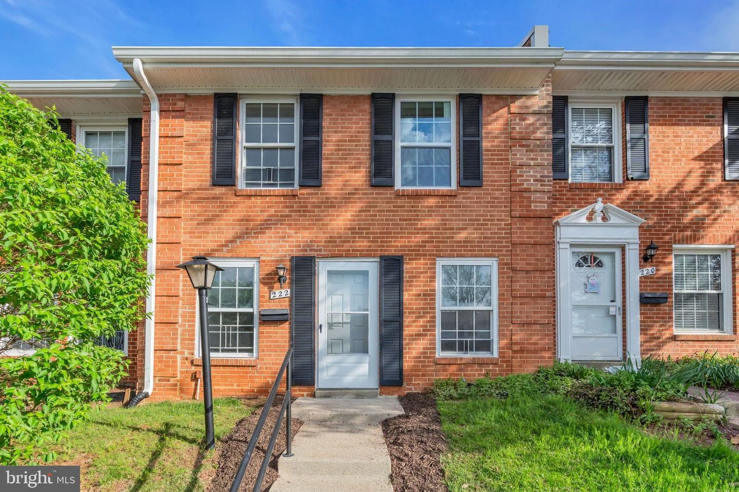 222 N Auburn Drive