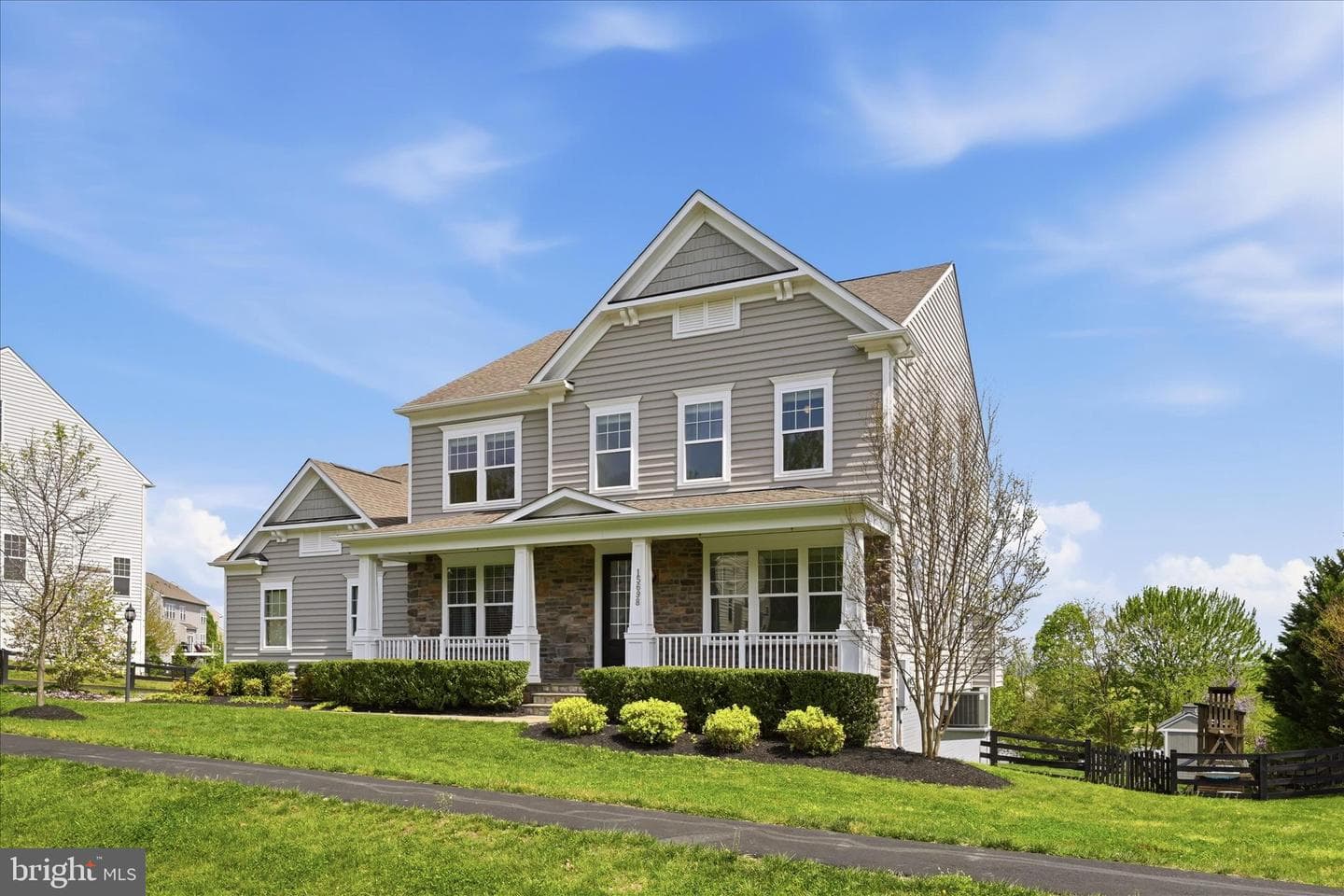 15698 Woodchester Court photo 3