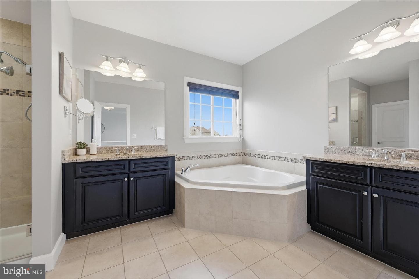 15698 Woodchester Court photo 41