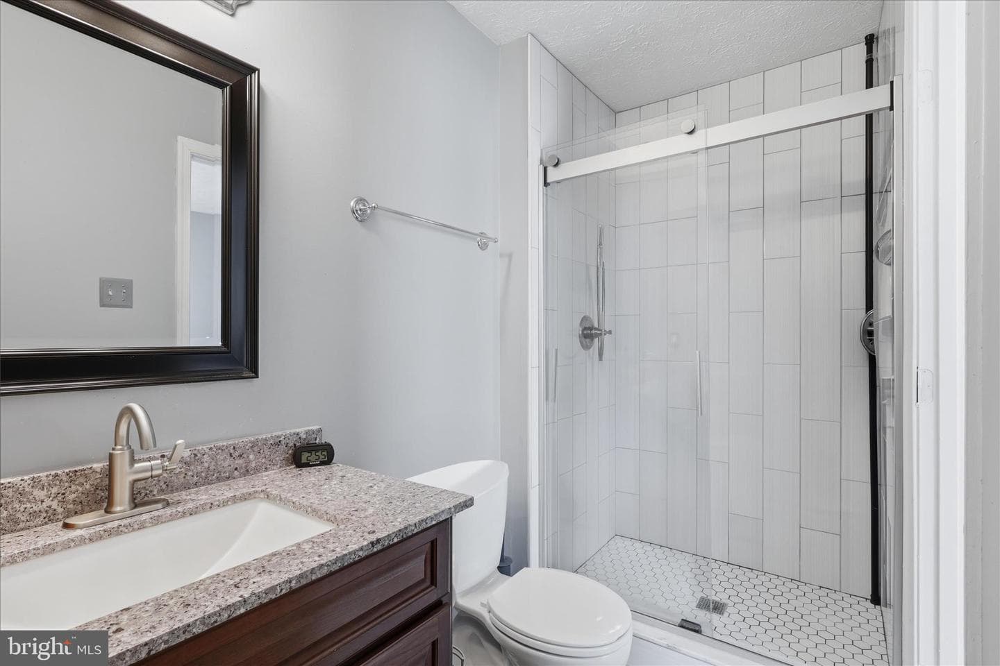 1004 Wythe Court NE photo 24