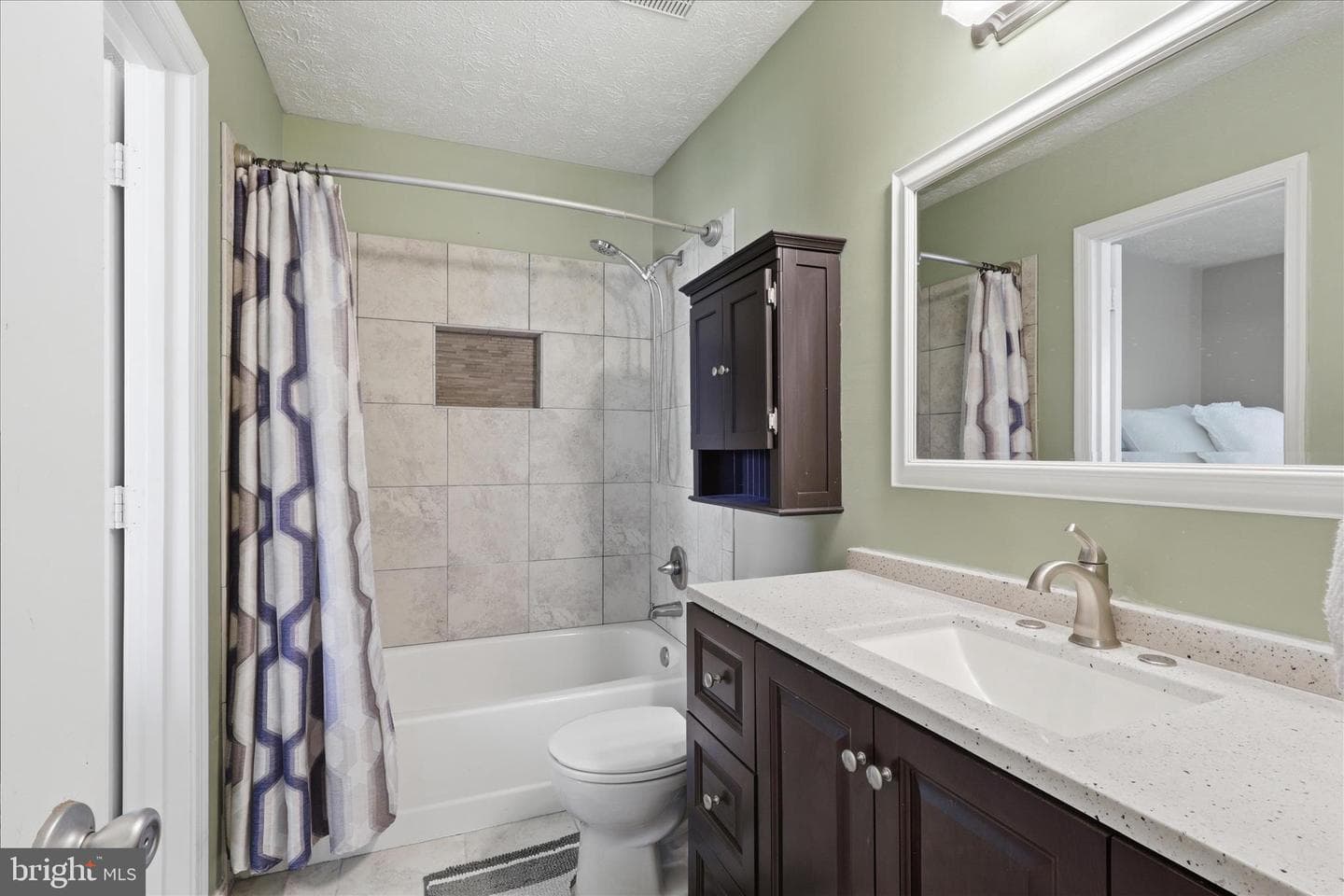 1004 Wythe Court NE photo 27