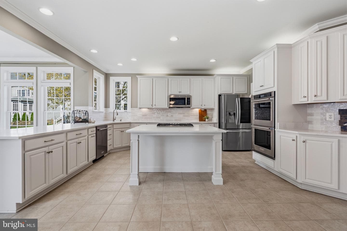 42848 Sandhurst Court photo 18