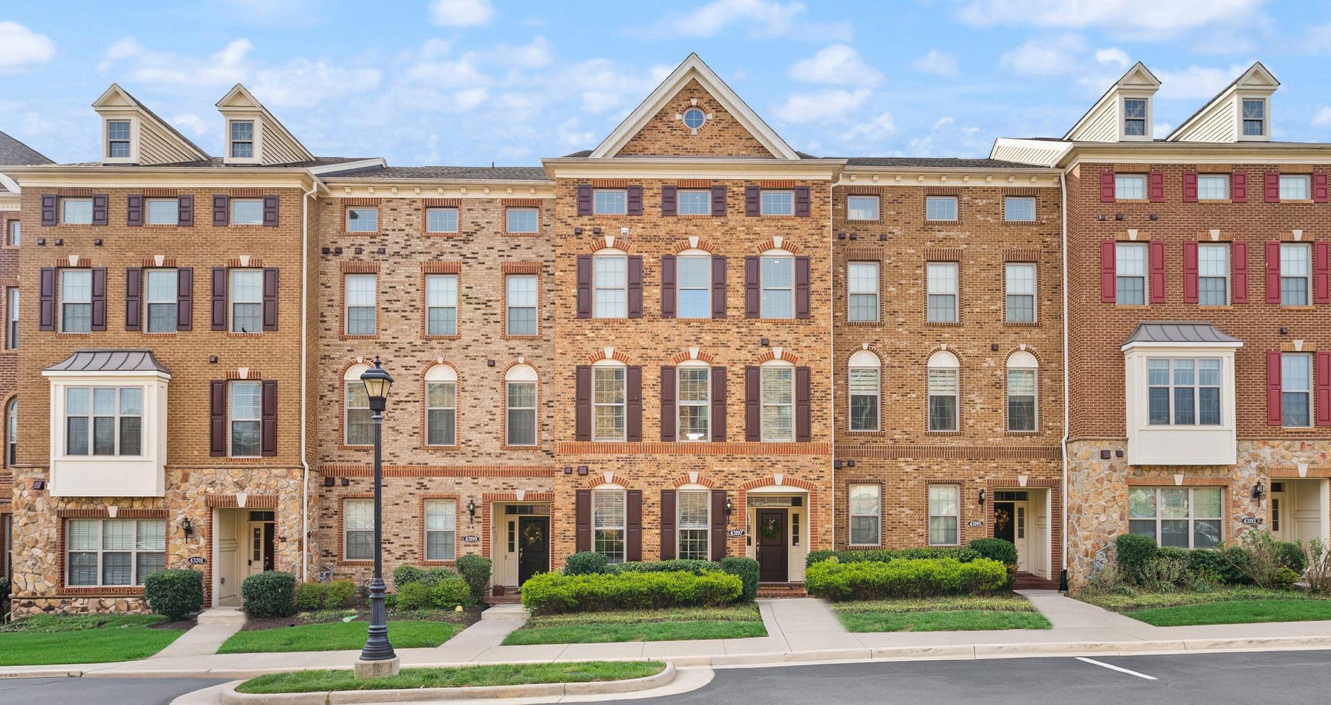 43197 Halkett Square photo 2