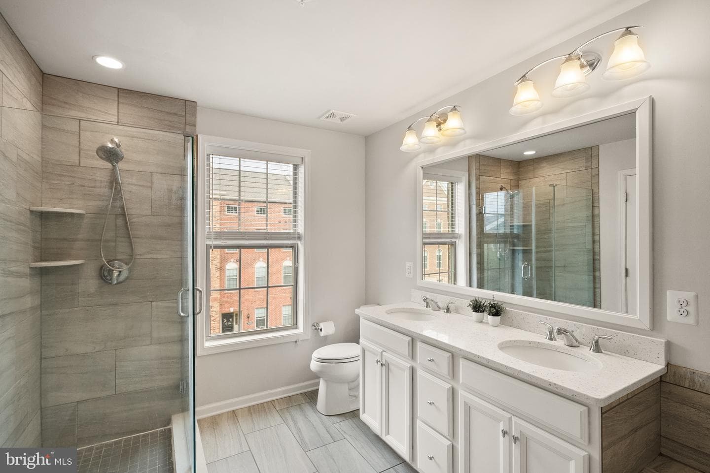 43197 Halkett Square photo 25