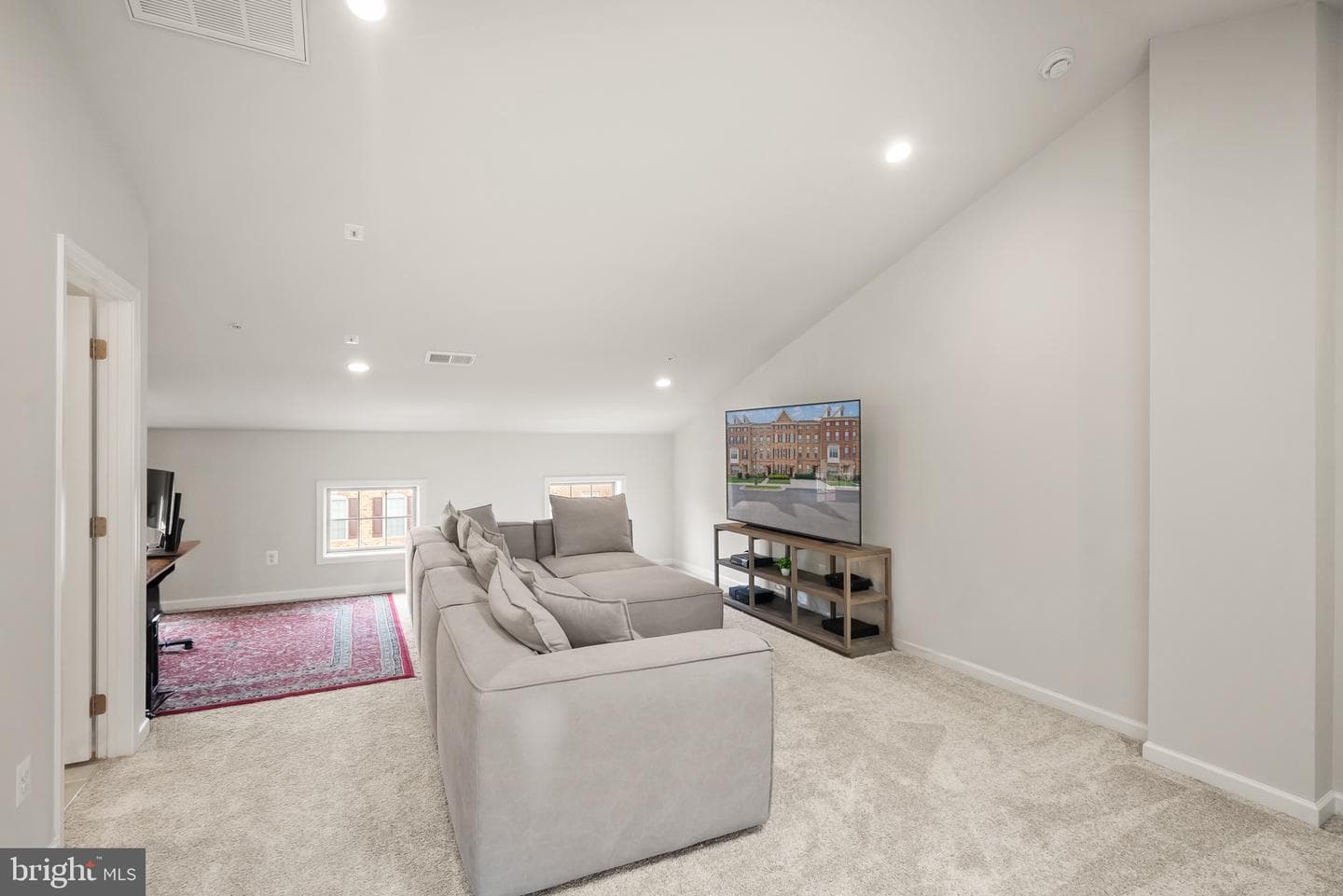 43197 Halkett Square photo 33