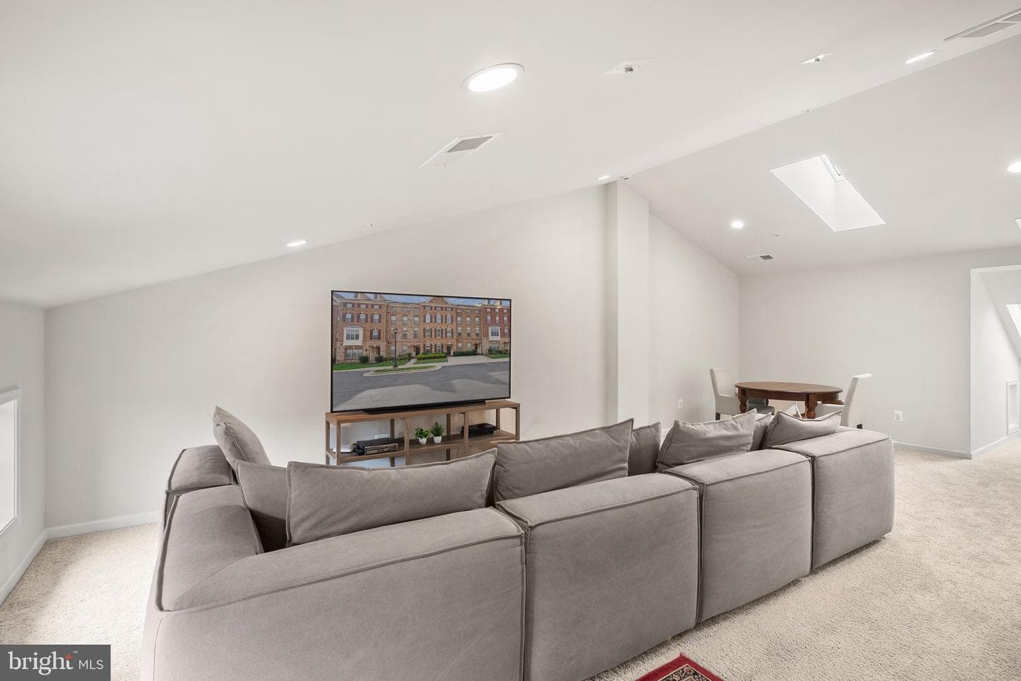 43197 Halkett Square photo 35