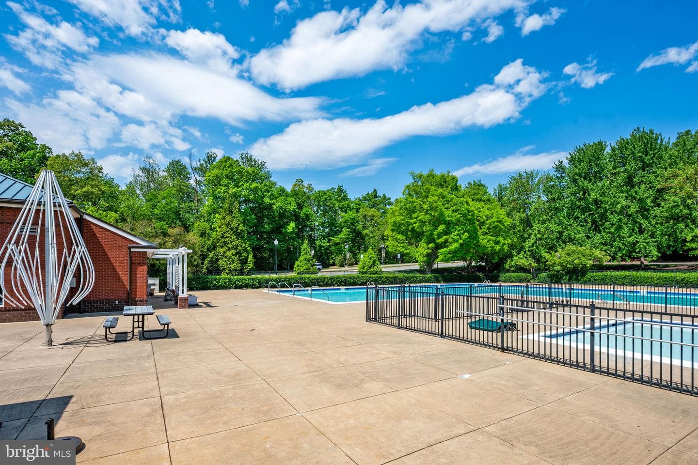 47697 Whirlpool Square photo 50