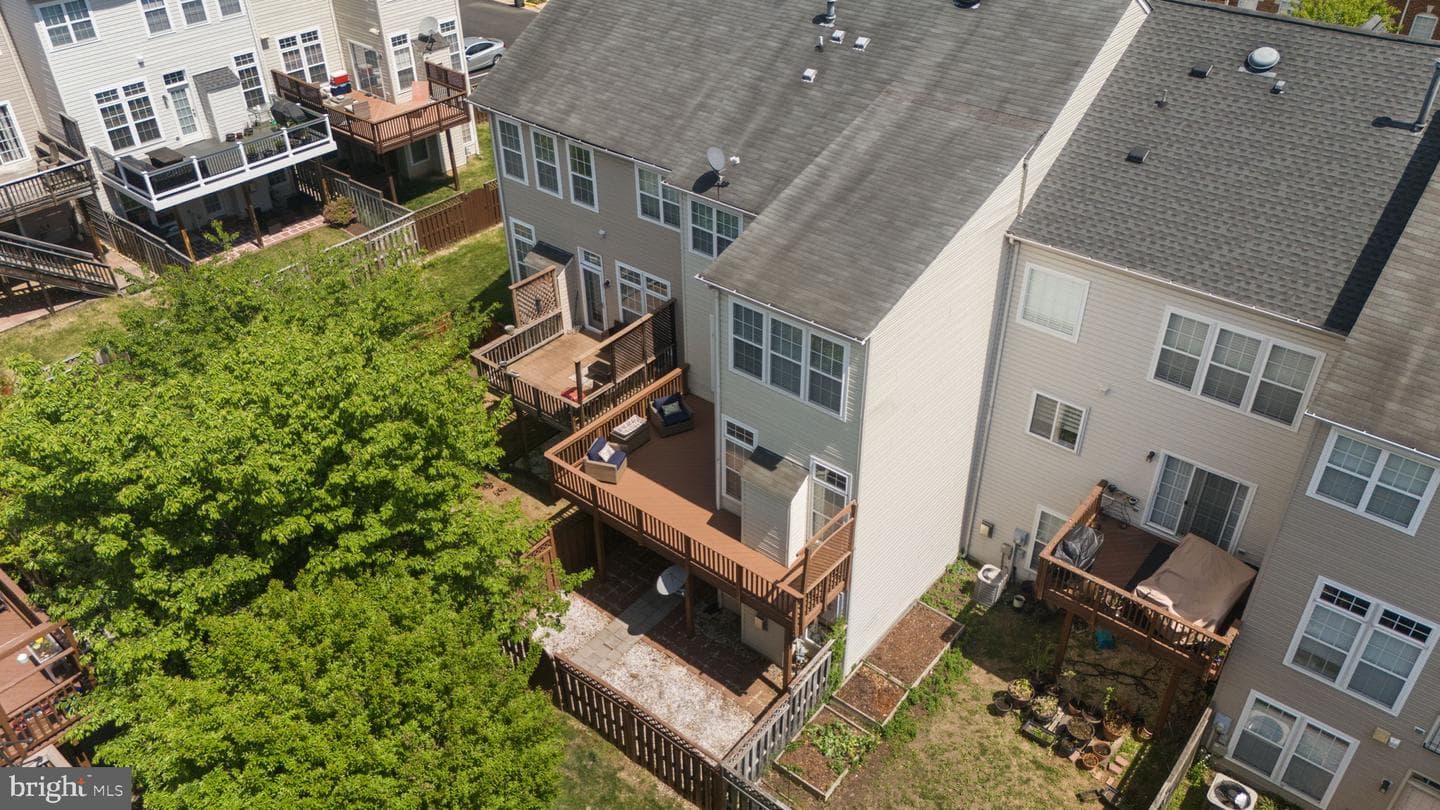 21893 Schenley Terrace photo 44