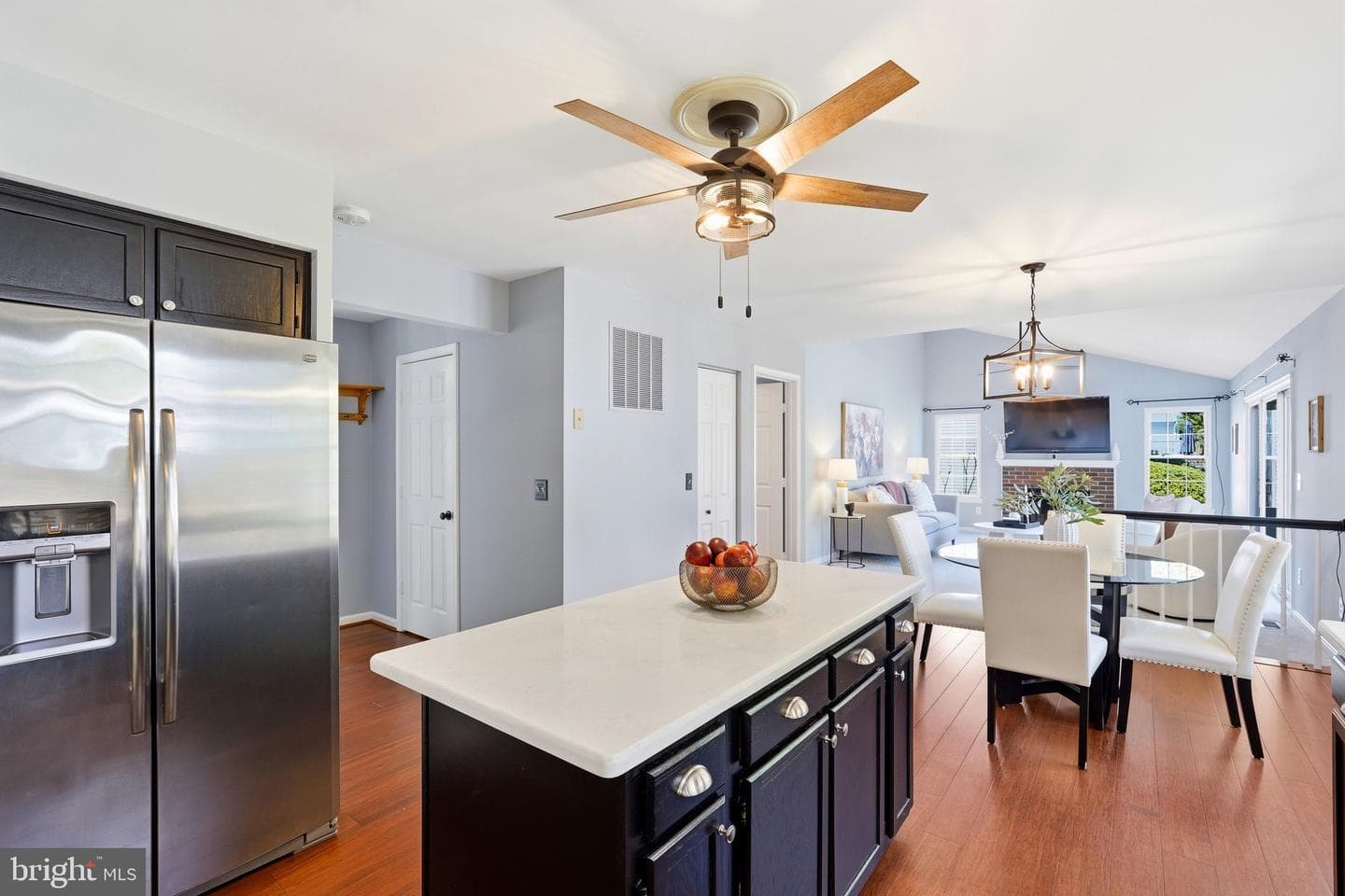 210 Foxborough Drive SW photo 22