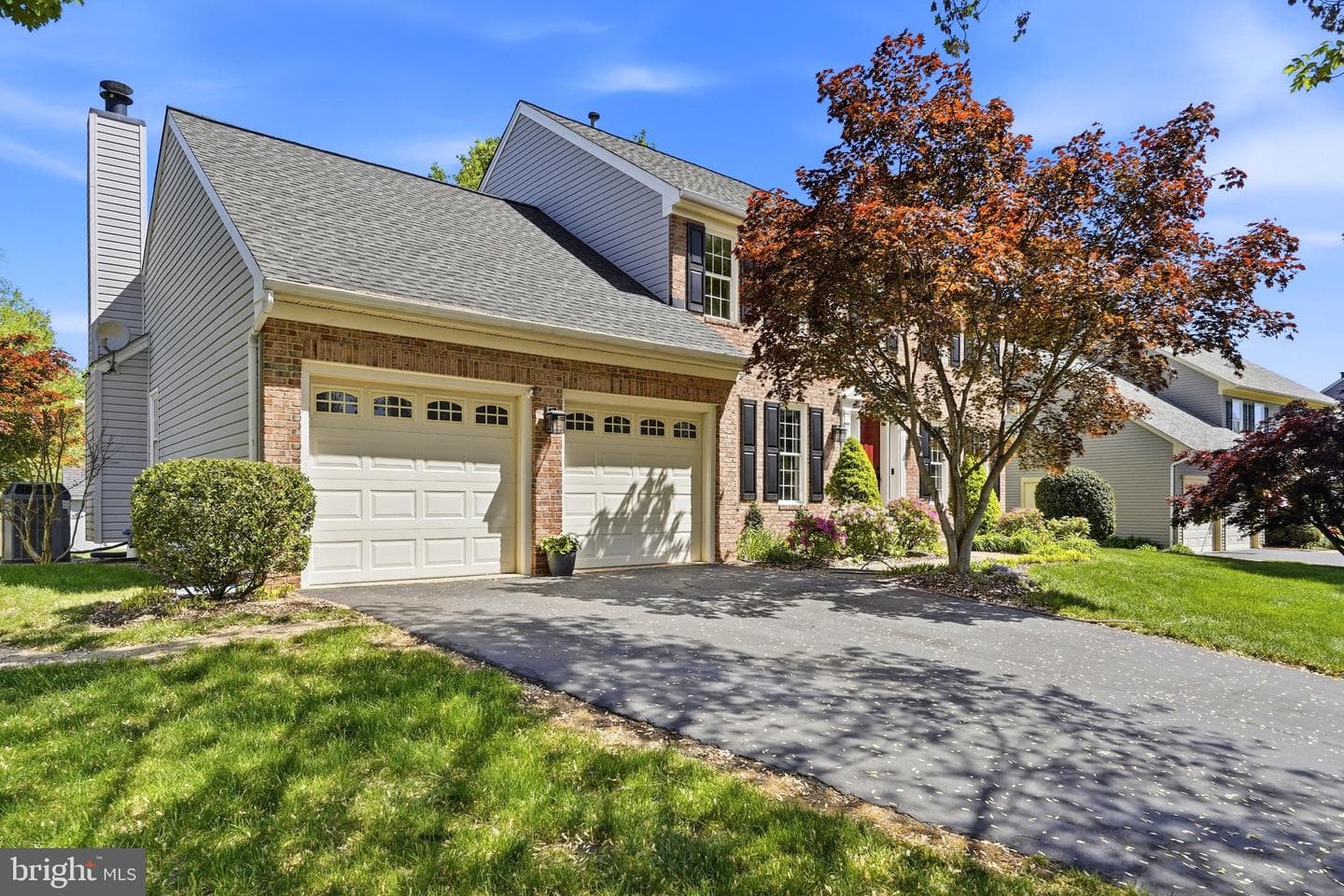 210 Foxborough Drive SW photo 4