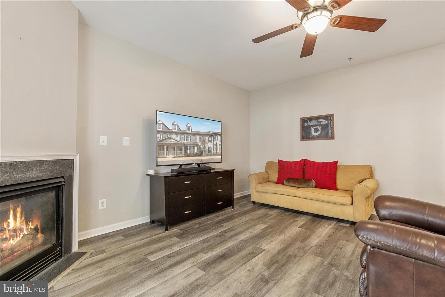 20227 Macglashan Terrace photo 15