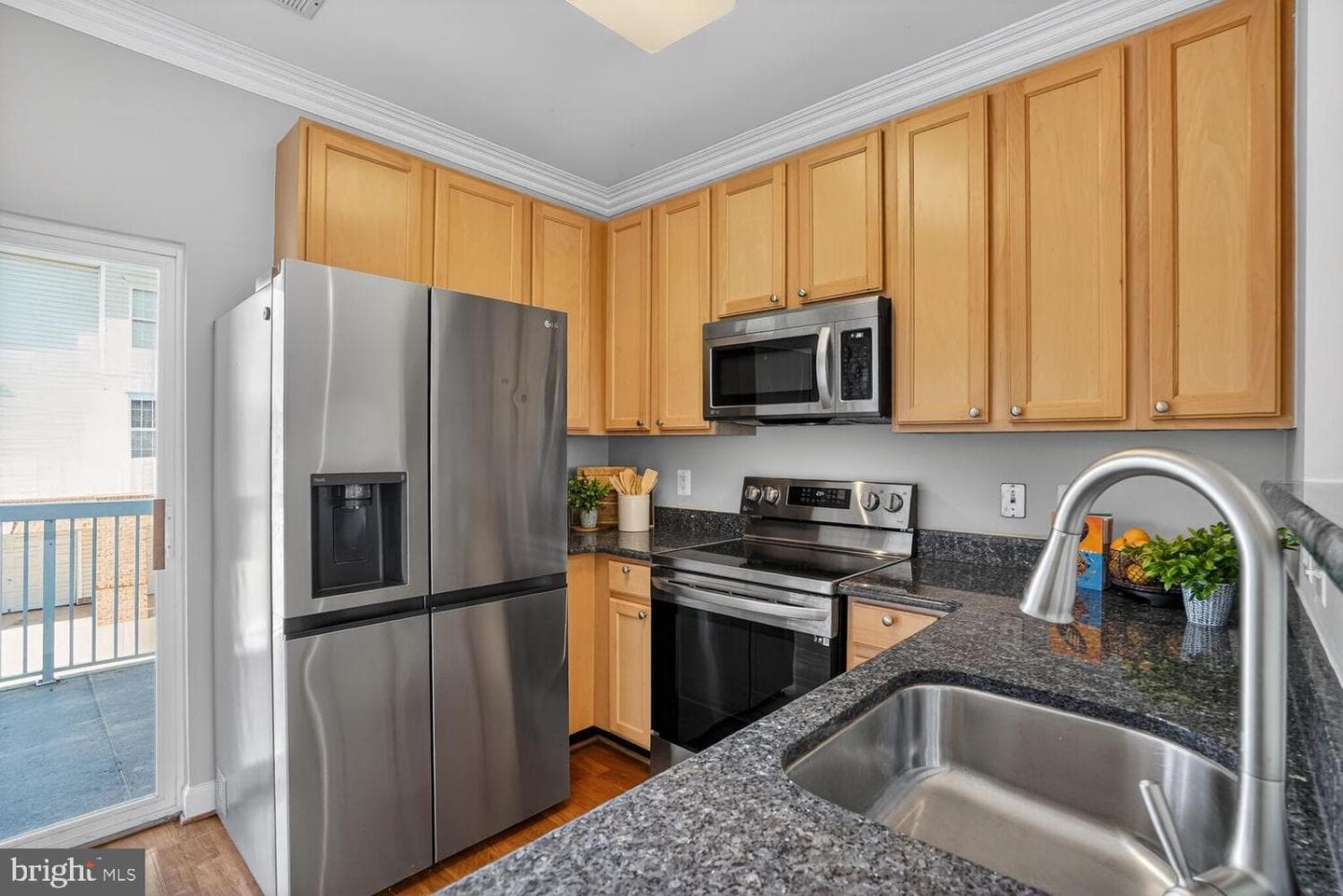 42462 Hollyhock Terrace photo 10