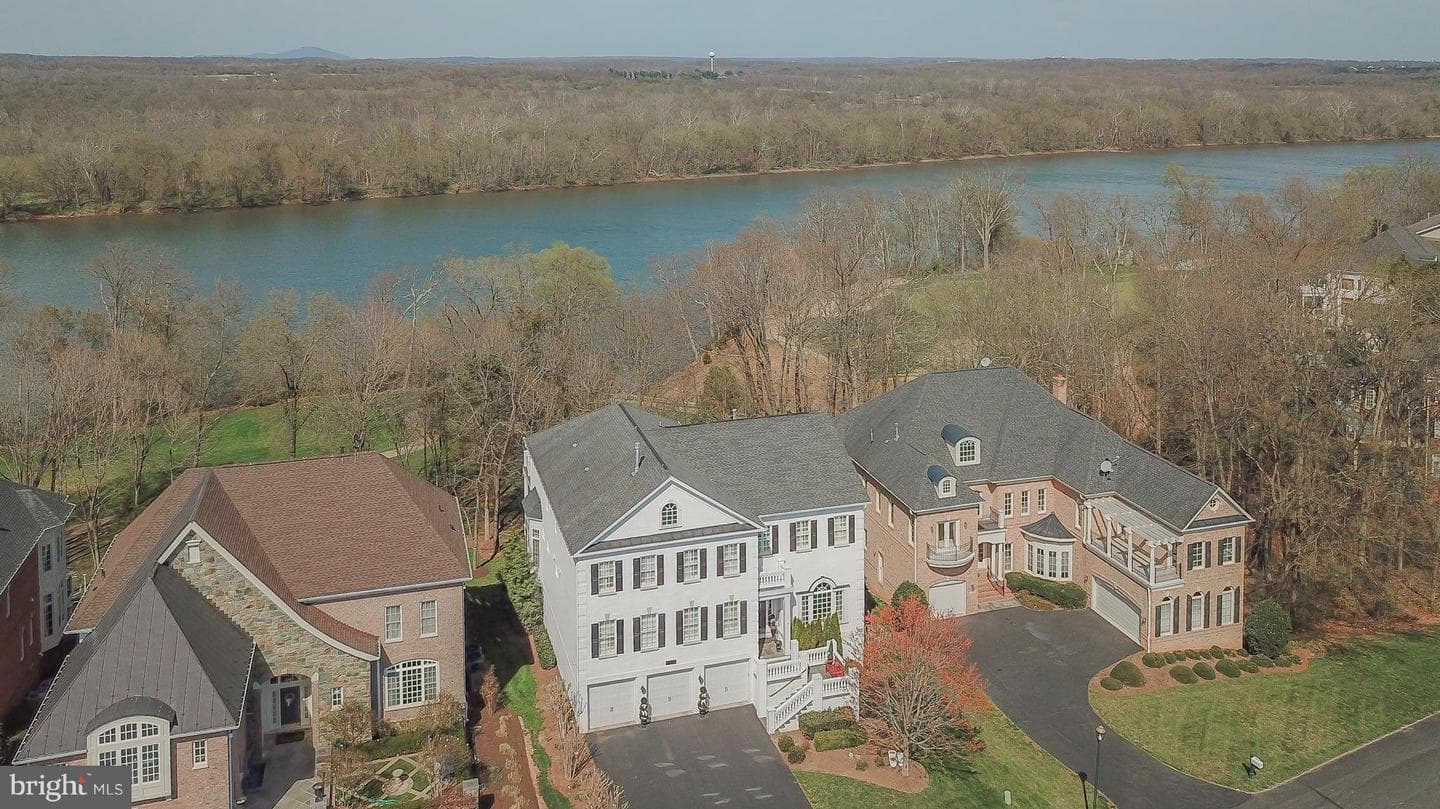 18208 Shinniecock Hills Place photo 25