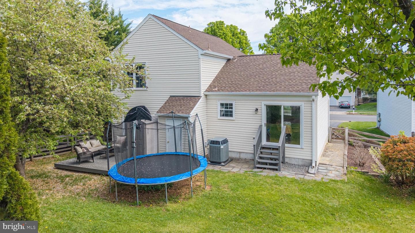 5 Dudley Court photo 38