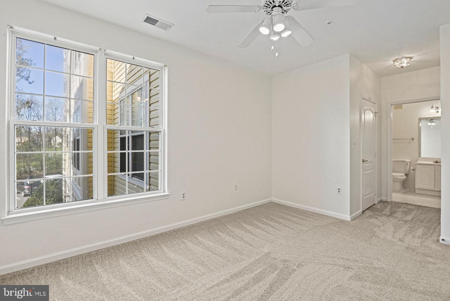 20933 Cedarpost Square #203 photo 21