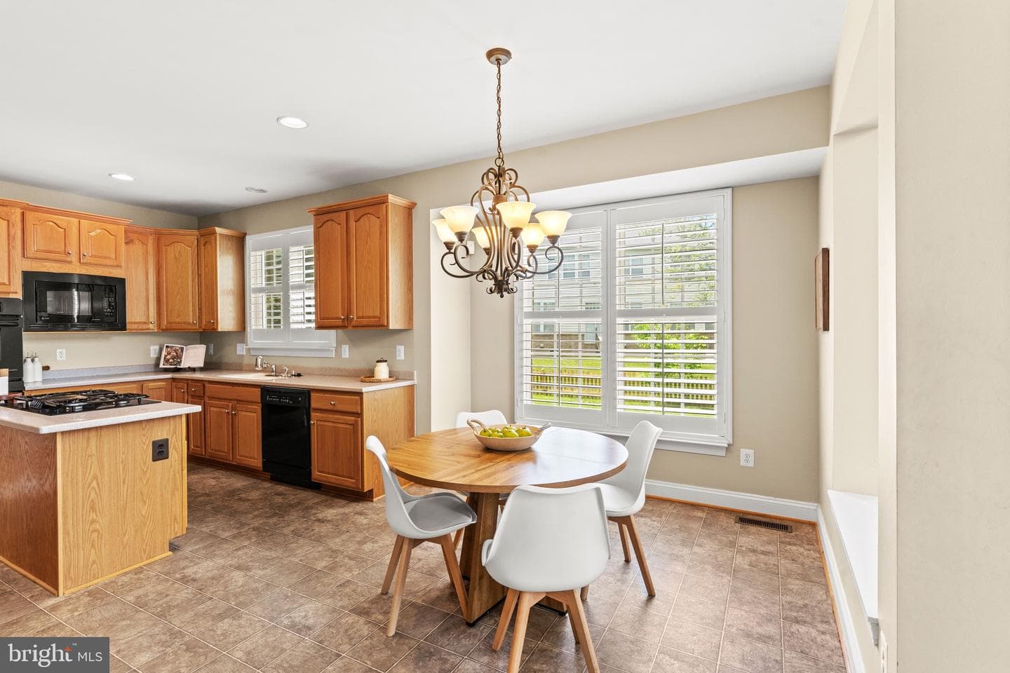 24849 Natural Bridge Place photo 13