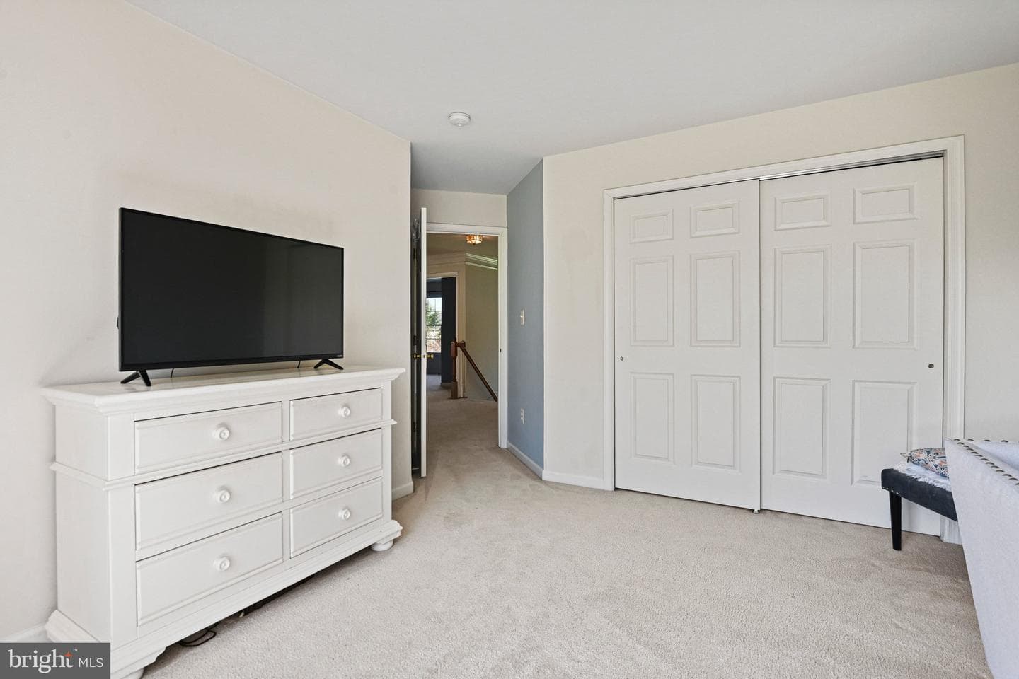 22845 Queensbridge Drive photo 27