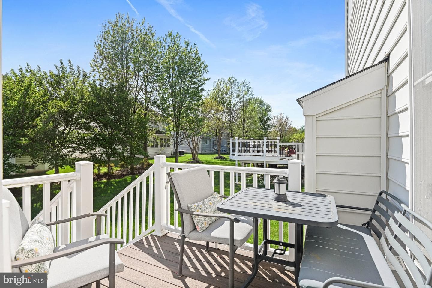 22845 Queensbridge Drive photo 32