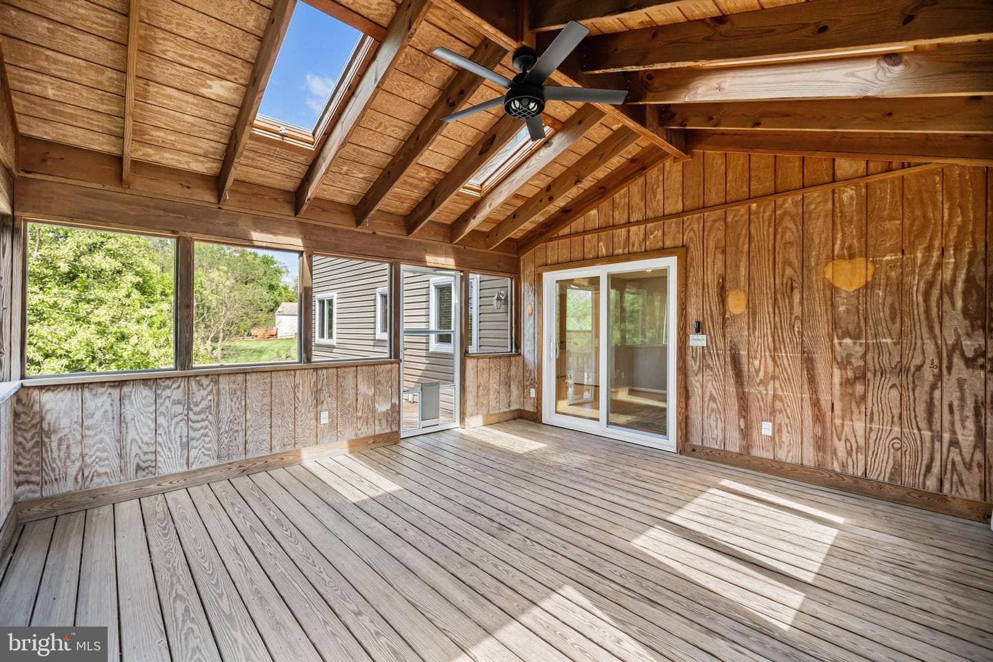 342 Samantha Drive photo 25