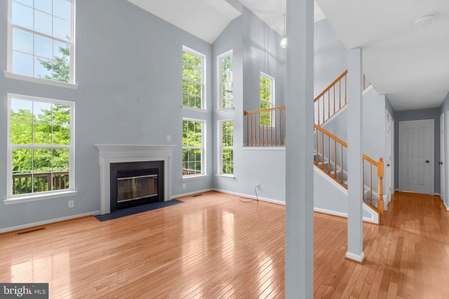17538 Falls Place photo 12