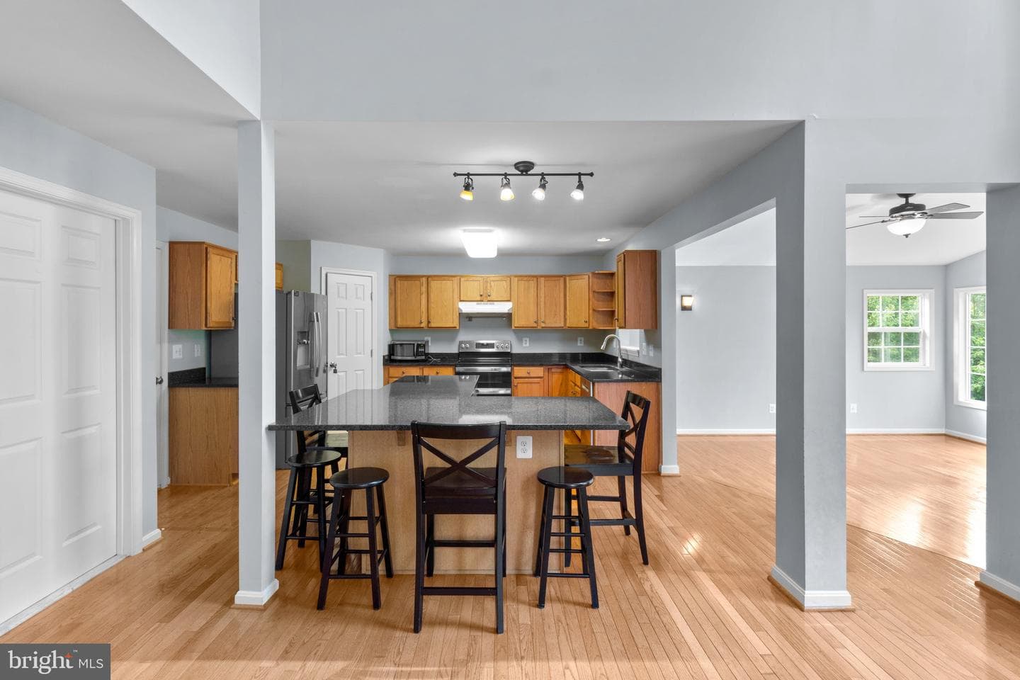 17538 Falls Place photo 16