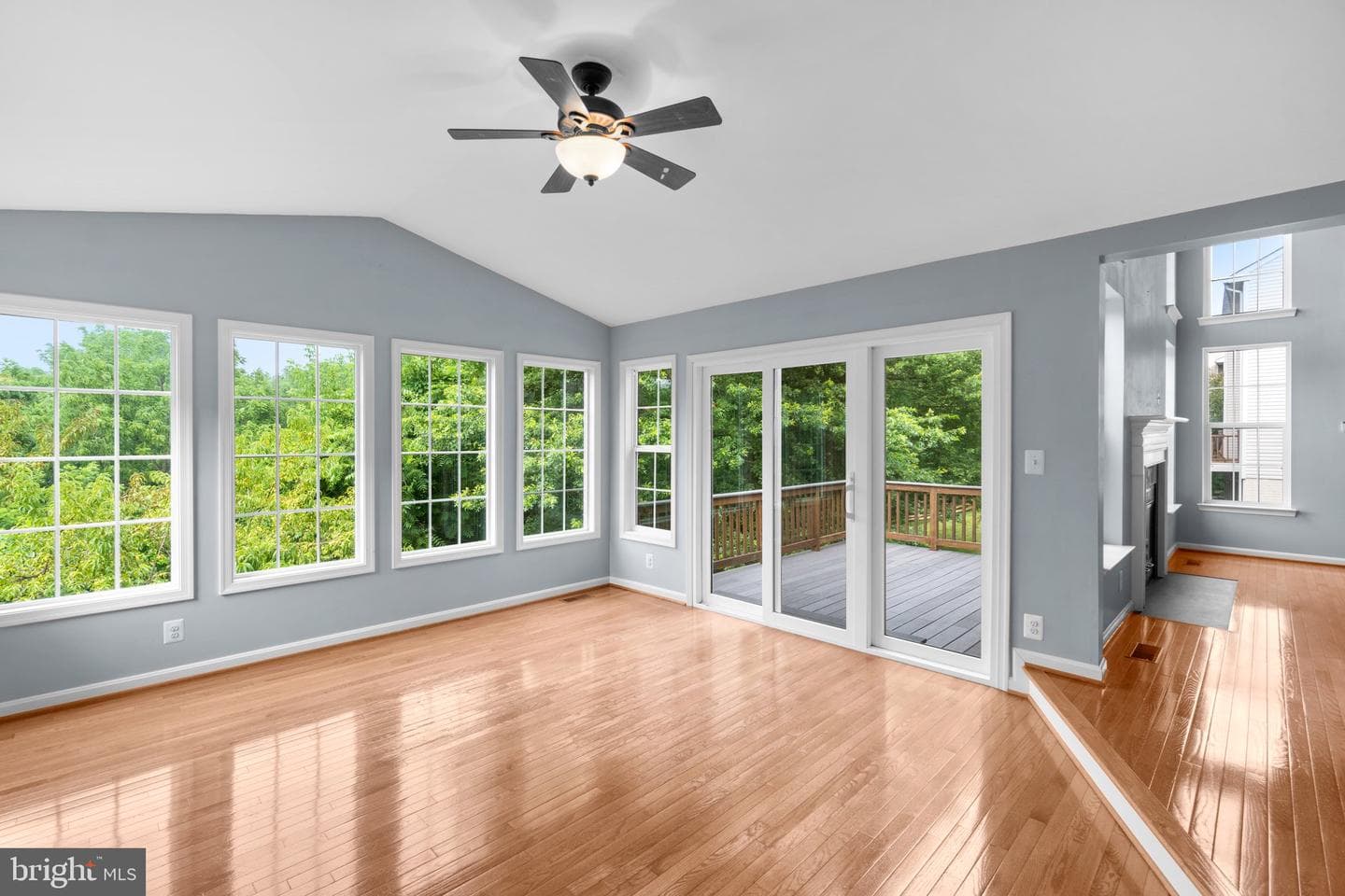 17538 Falls Place photo 24