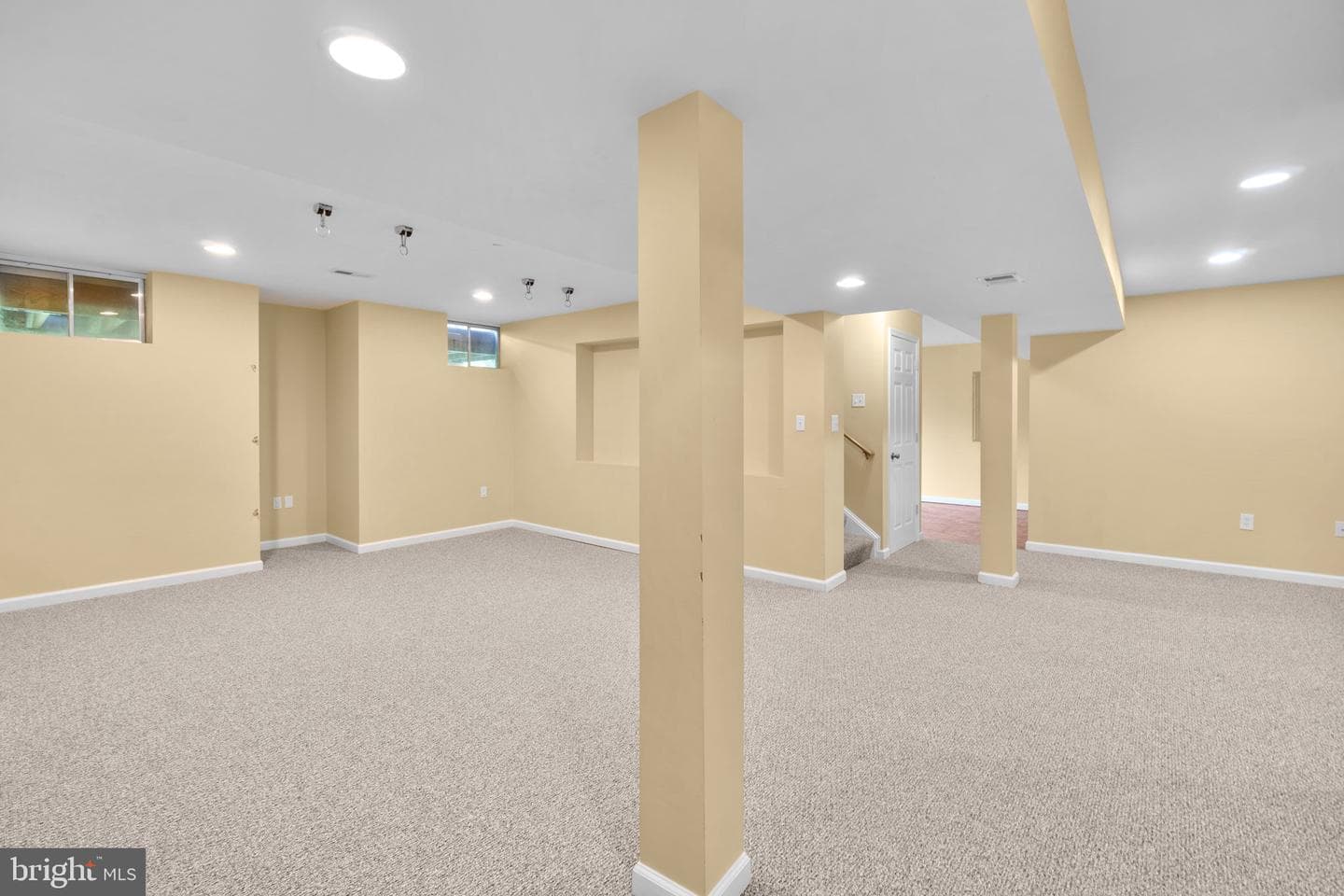 17538 Falls Place photo 50