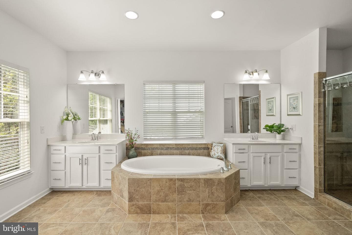 41125 Sheffield Forest Drive photo 14