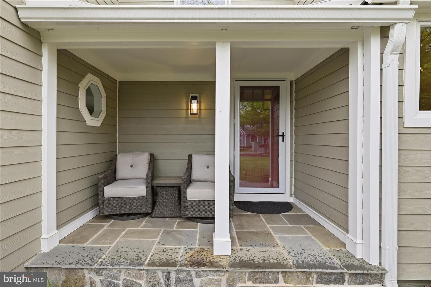320 Loudoun Street SW photo 3
