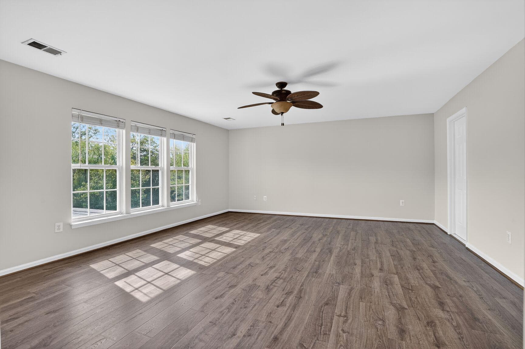 25845 Spring Farm Circle photo 25